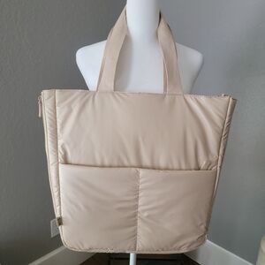 NWOT Béis puffy expandable tote